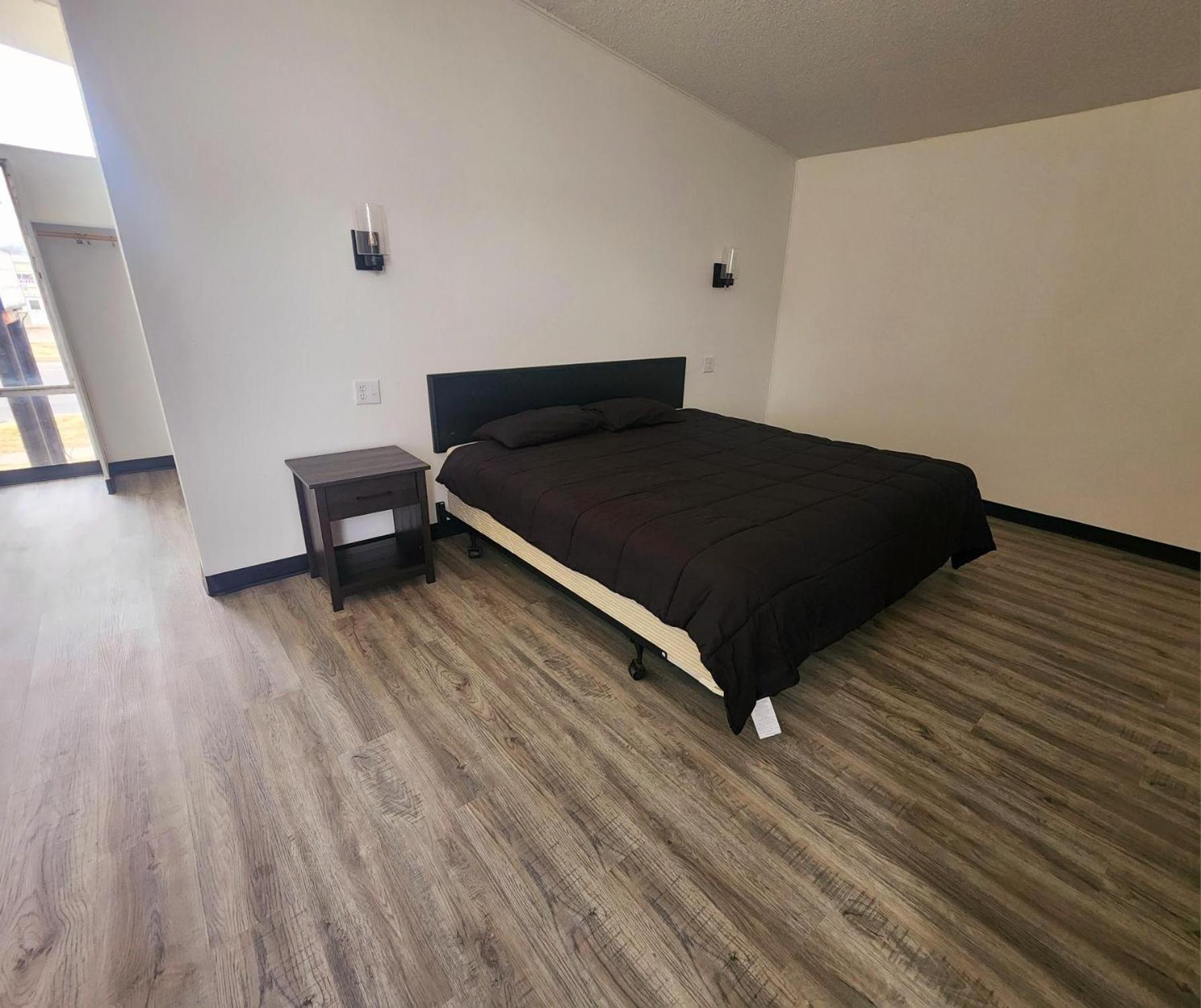 The Hastings Inn Salina Ngoại thất bức ảnh