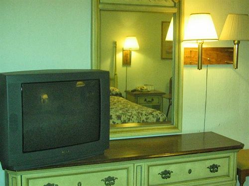 The Hastings Inn Salina Ngoại thất bức ảnh
